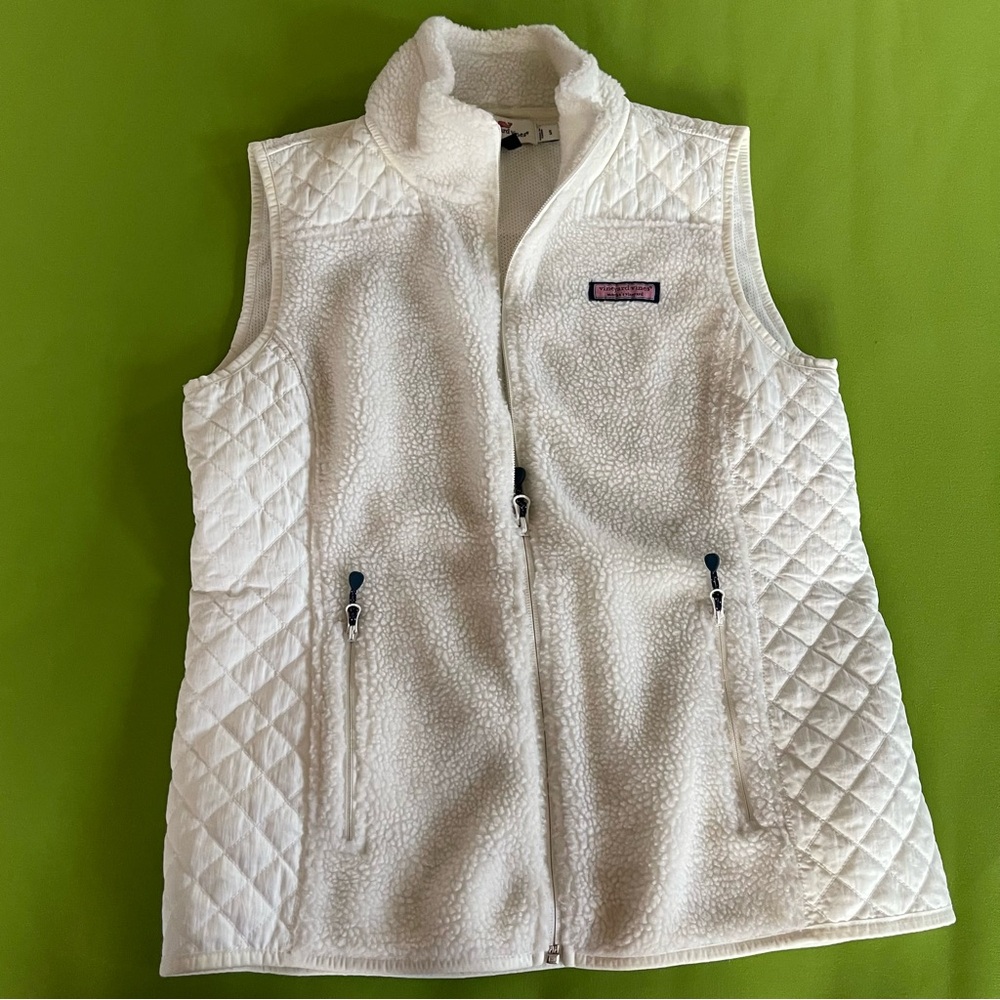 Vineyard Vines White Quilted Vest with High Collar